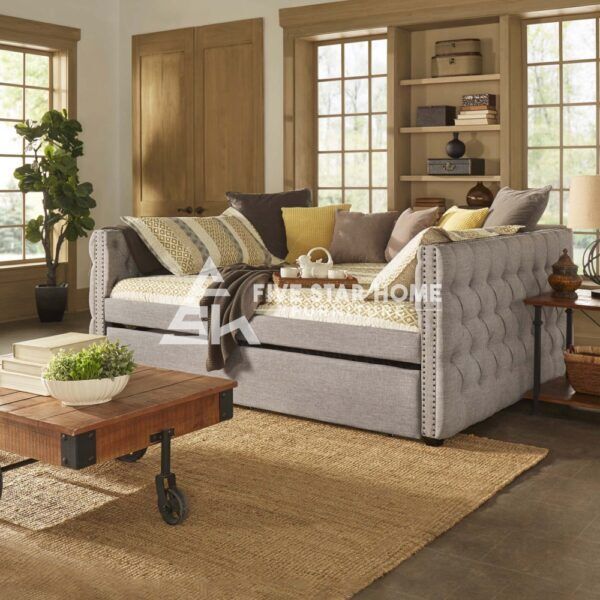 Tufted Chesterfield Daybed