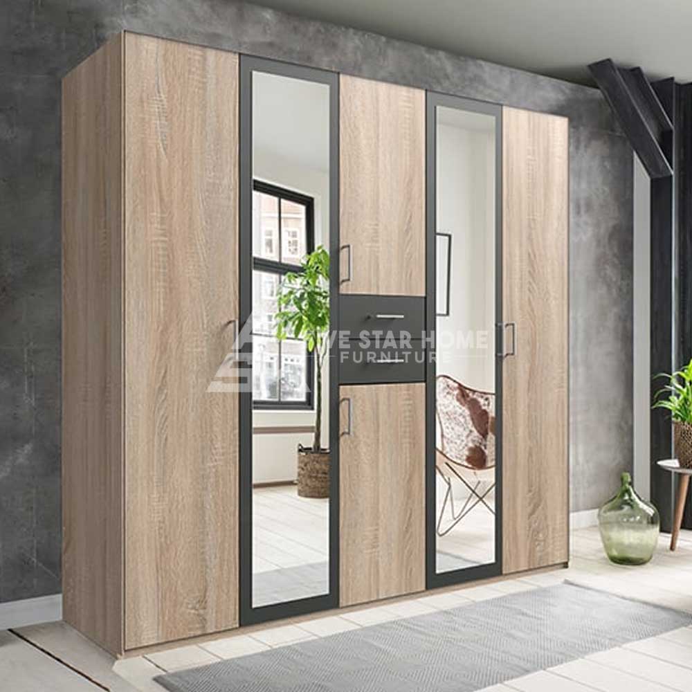 Stylish Mirrored Wooden Wardrobe In Oak